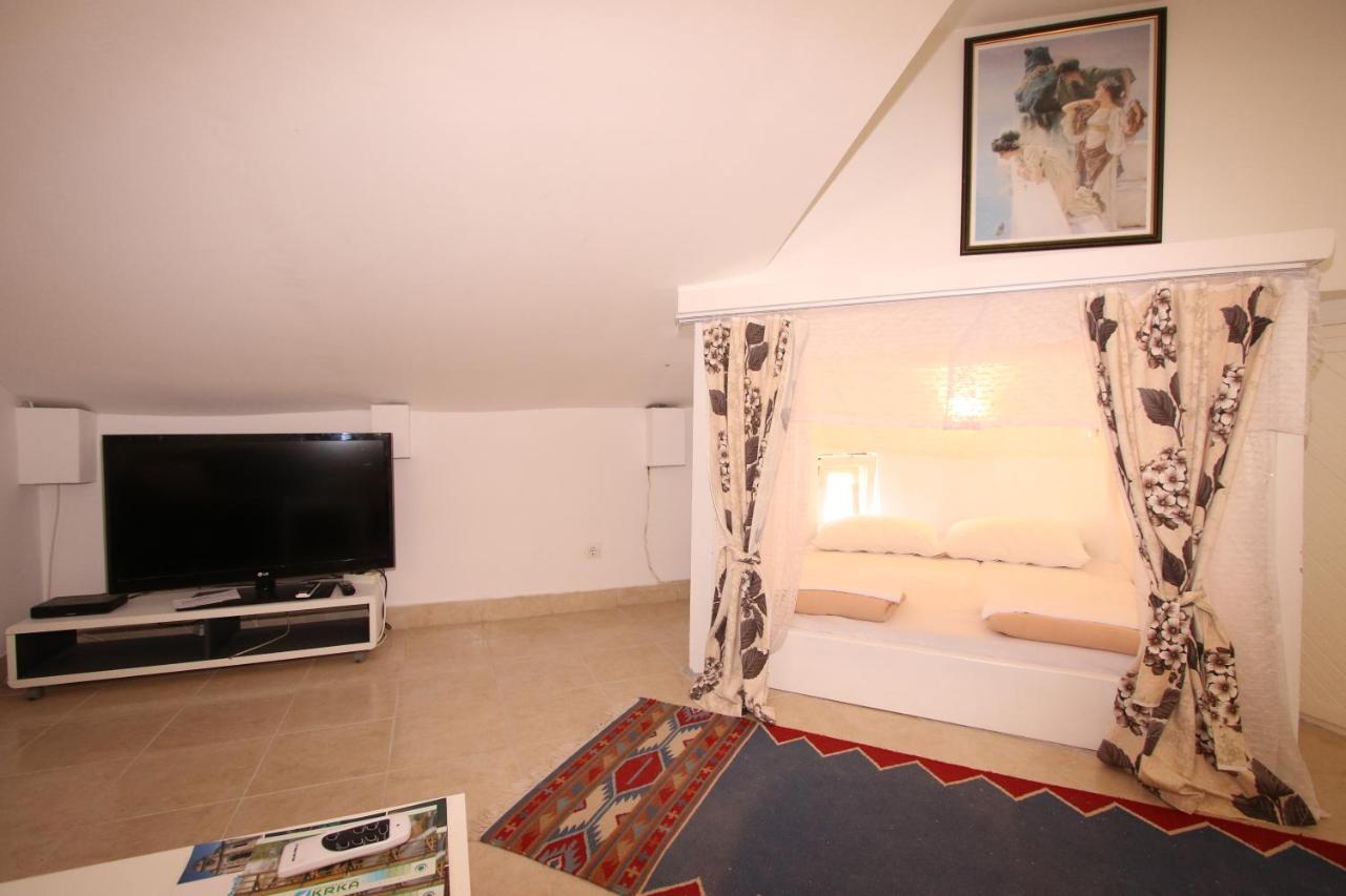 Apartments Kata Шибеник Екстер'єр фото